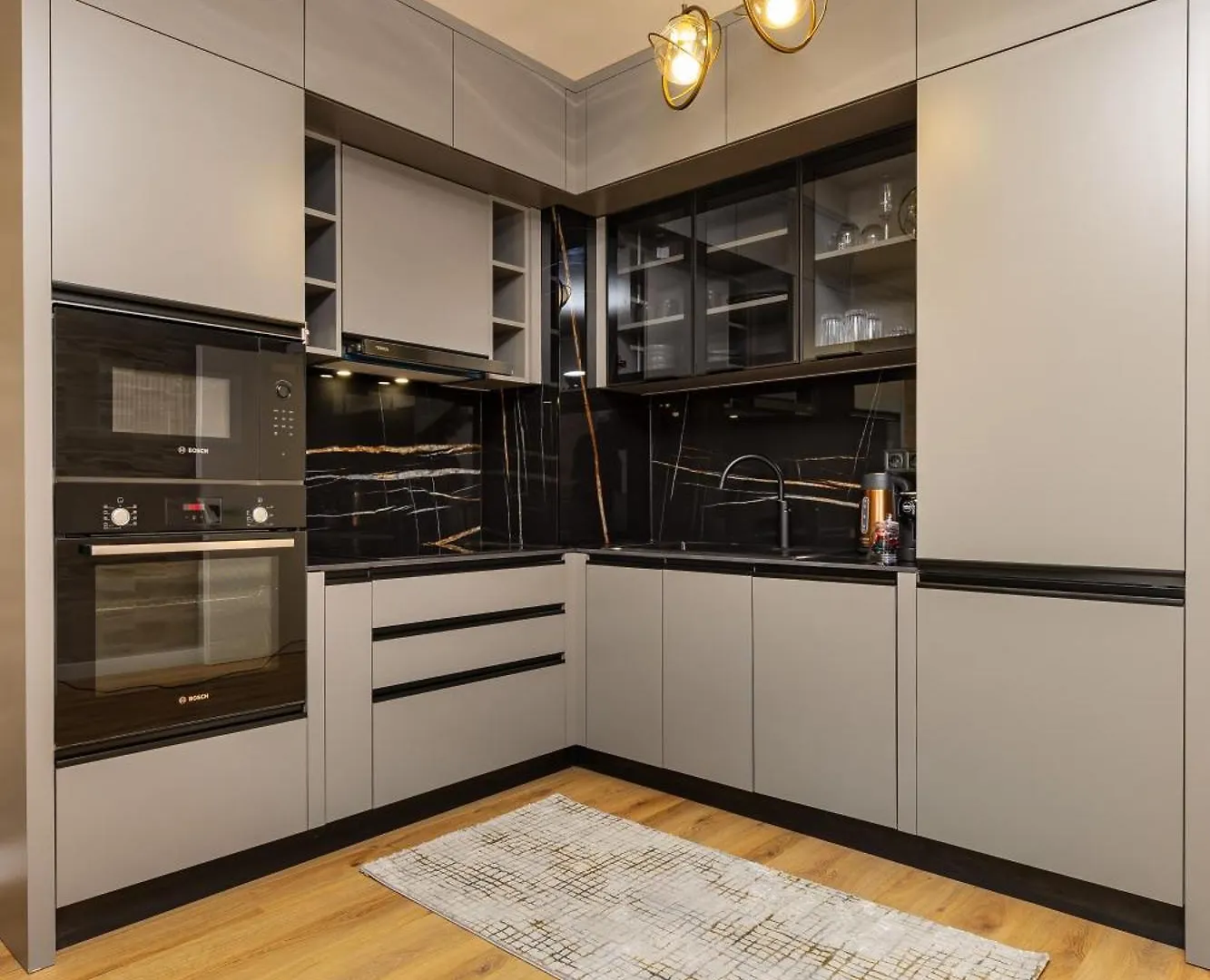 Two-Bedroom Apartments With Free Parking And 6Min To Center Plovdiv