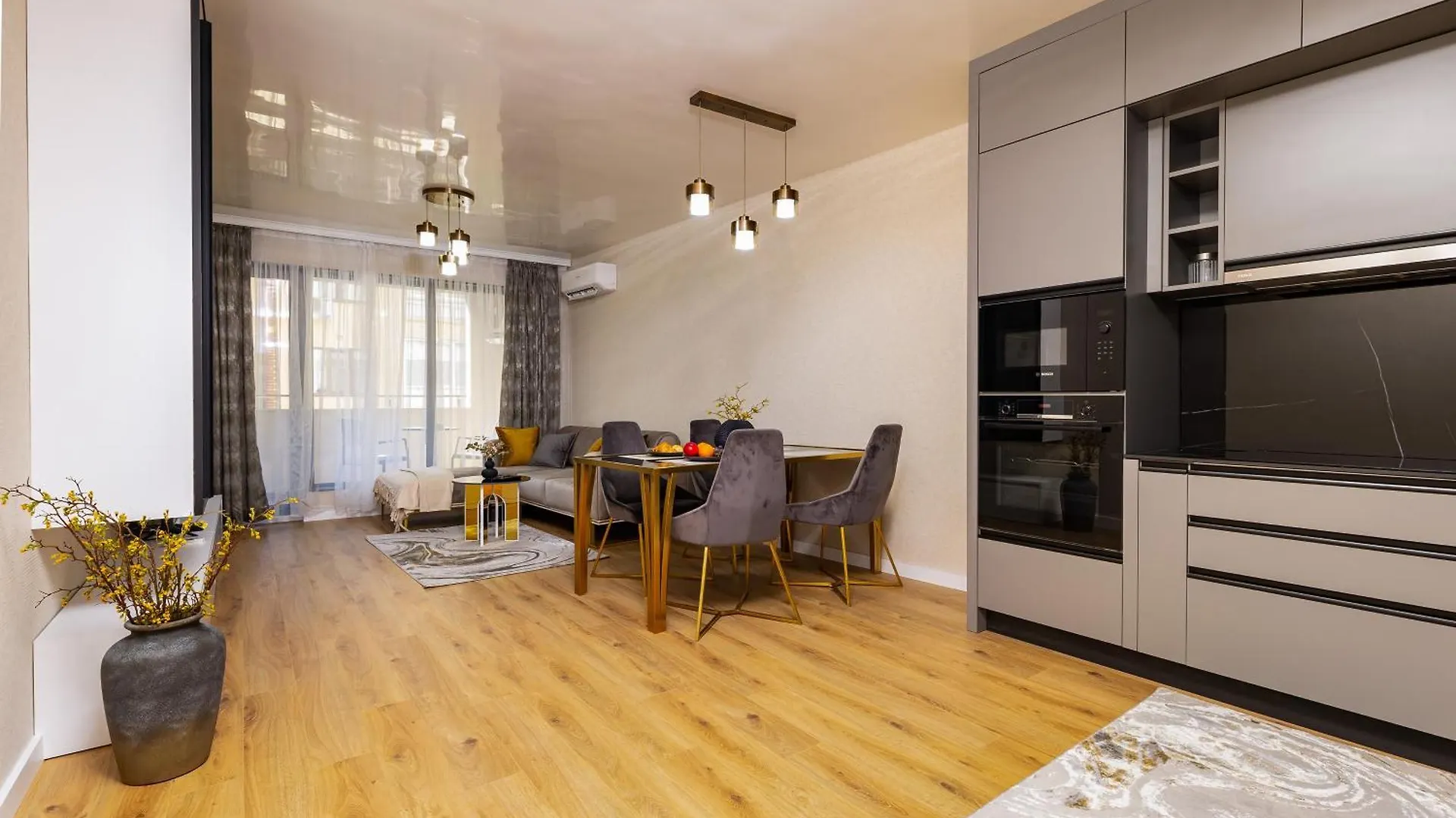 Two-Bedroom Apartments With Free Parking And 6Min To Center Plovdiv