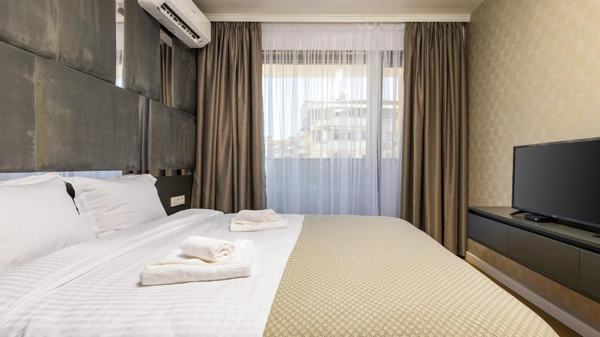 Two-Bedroom Apartments With Free Parking And 6Min To Center Plovdiv 0*,  Bulgaria