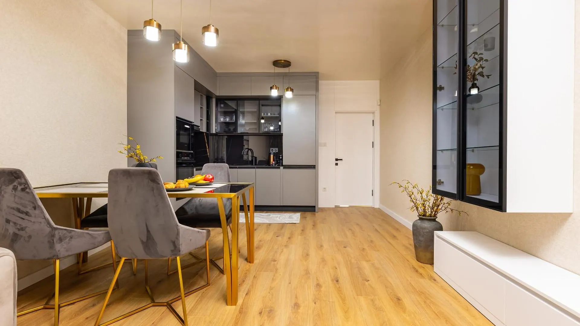 Two-Bedroom Apartments With Free Parking And 6Min To Center Plovdiv Bulgaria